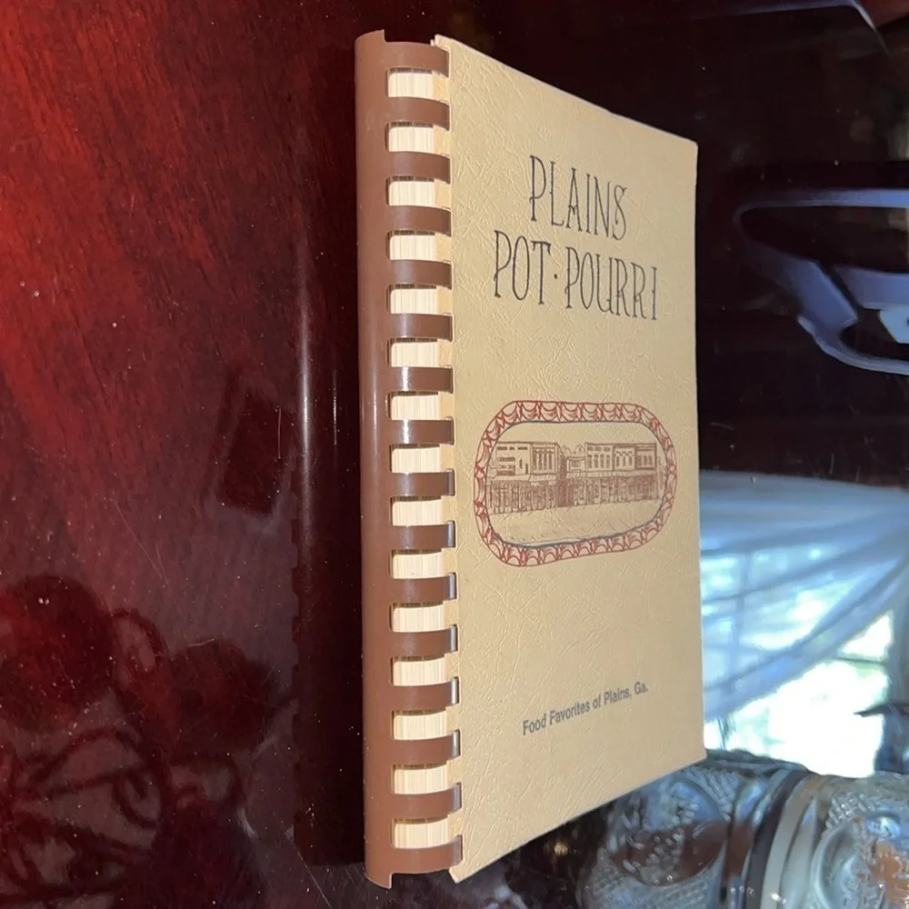 Vintage 77 Spiral Bound First Edition Plains Pot Pourri Cookbook Rosalynn Carter